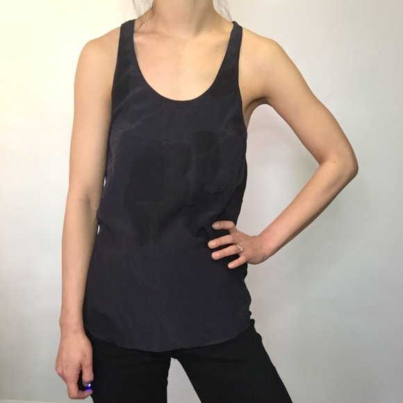 Sold - ARITZIA WILFRED SILK TANK - Picture 2 of 4